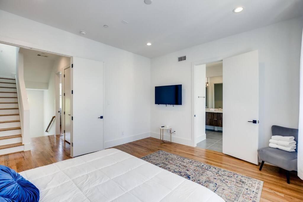 4 Story Home Mins To Downtown Houston With City Views Kültér fotó